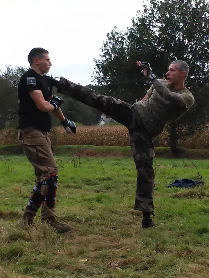 Instructeur du Krav-Maga (5)